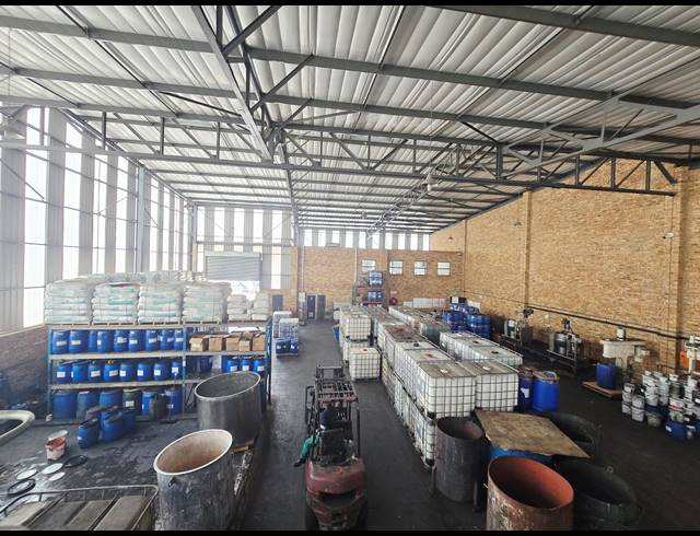 1,226M² WAREHOUSE TO LET IN KYA SANDS